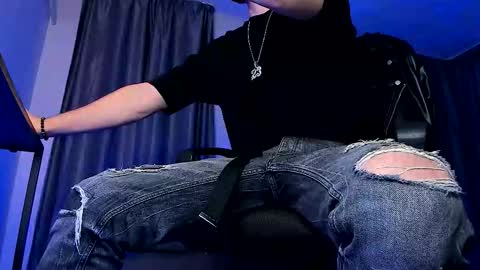 Paris online show from December 14, 2:39 am