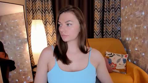 Paris online show from March 10, 9:03 am