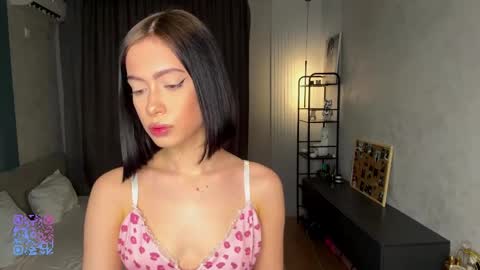 Stacy online show from April 8, 3:12 pm