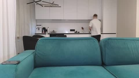 Pashka online show from February 17, 8:19 am