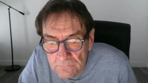 Bob online show from November 22, 4:06 pm