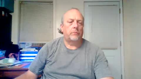 patinachevy2 online show from June 28, 5:24 am