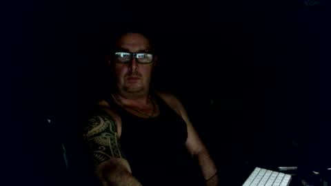 Snapshot of patmilll chatting on January 5, 6:02 am patmilll online show from January 5, 6:02 am