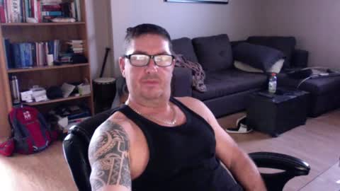 Snapshot of patmilll chatting on October 27, 5:28 pm patmilll online show from October 27, 5:28 pm