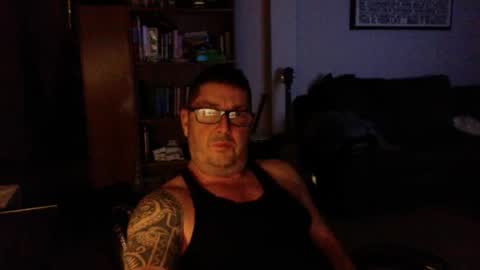 Snapshot of patmilll chatting on January 6, 1:09 am patmilll online show from January 6, 1:09 am