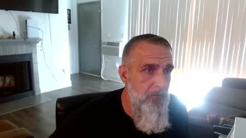Snapshot of patrick0990 chatting on July 29, 3:21 pm WolfNPanda online show from July 29, 3:21 pm