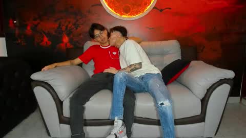 patrick 19 bottom---- ander 18 top online show from February 22, 2:04 pm