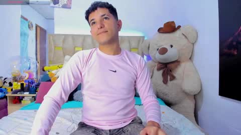 Patrick online show from April 27, 12:30 am