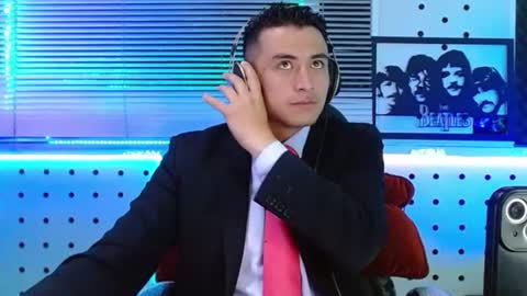 Darko0717  online show from June 25, 2:54 pm