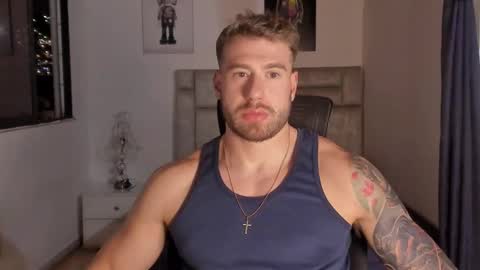 PAUL ROGER online show from November 15, 11:10 pm