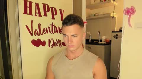 paulblack021 online show from February 12, 4:35 pm