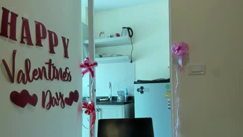 paulblack021 online show from February 14, 7:27 am