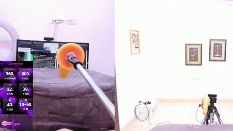 Paulina Davis  online show from February 18, 9:32 am