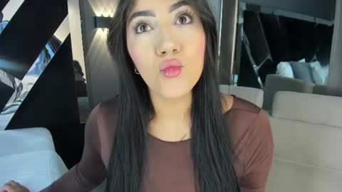 Snapshot of paulinaduarte_ chatting on July 8, 11:26 am Paulina online show from July 8, 11:26 am