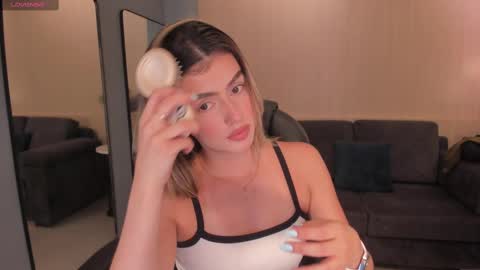 Paulina Santos  online show from March 9, 5:17 pm