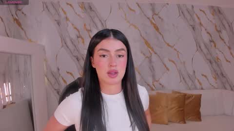 Paulina Santos  online show from September 28, 5:07 pm