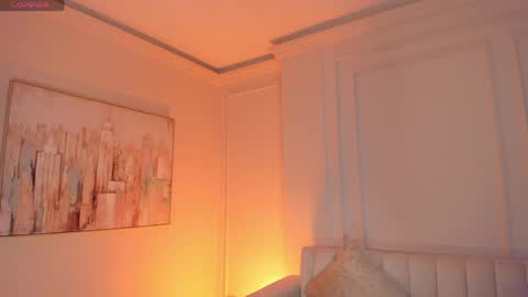 Paulina Santos  online show from April 7, 7:14 pm