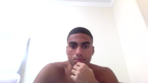 paulo online show from February 15, 6:37 pm