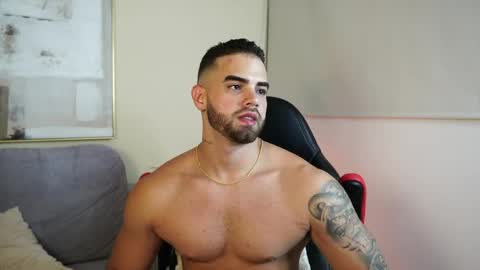 Paul Phoenix online show from May 16, 12:18 am