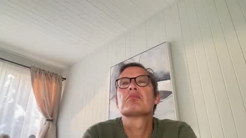 Snapshot of paulwill2377 chatting on November 18, 12:27 am paulwill2377 online show from November 18, 12:27 am