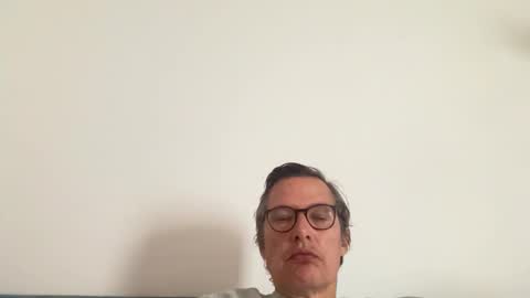 Snapshot of paulwill2377 chatting on February 10, 6:45 pm paulwill2377 online show from February 10, 6:45 pm