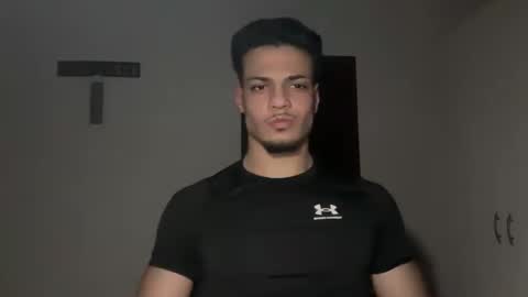 Snapshot of paw_guy chatting on March 30, 12:00 am paw_guy online show from March 30, 12:00 am