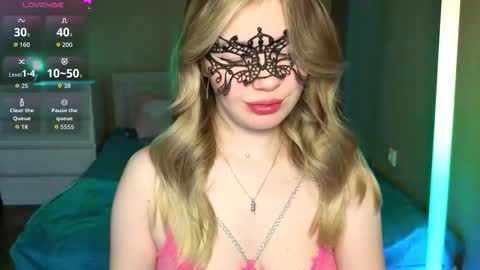 PawsClawss online show from February 18, 8:32 am