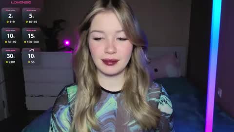 pawsclawws online show from March 2, 4:25 am