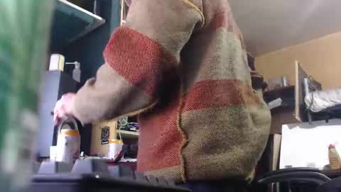 Snapshot of pc8474408 chatting on May 16, 4:50 pm pc8474408 online show from May 16, 4:50 pm