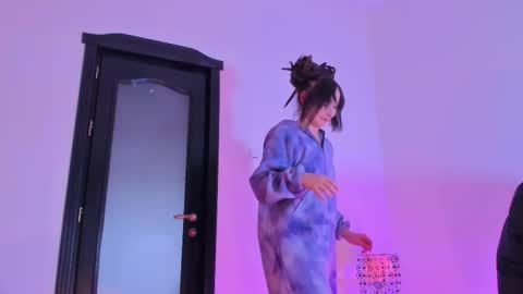 Snapshot of peanaughty chatting on February 12, 8:20 am Kate online show from February 12, 8:20 am