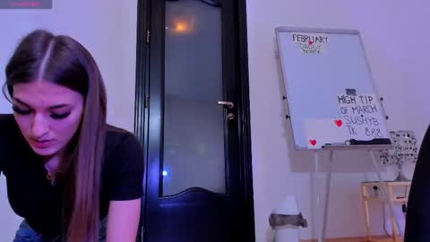 Snapshot of peanaughty chatting on March 3, 11:16 am Kate online show from March 3, 11:16 am