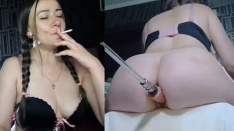 Snapshot of pearl_helen chatting on June 12, 10:19 pm pearl_helen online show from June 12, 10:19 pm