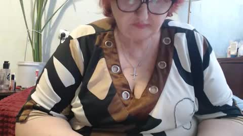 PeggySoft online show from April 12, 2:11 pm