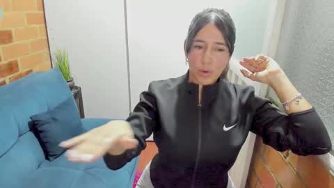 Penelope online show from November 20, 8:08 pm