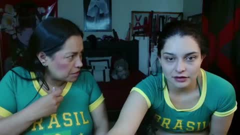Penelope and my girlfriend Marilyn online show from July 2, 2:12 pm