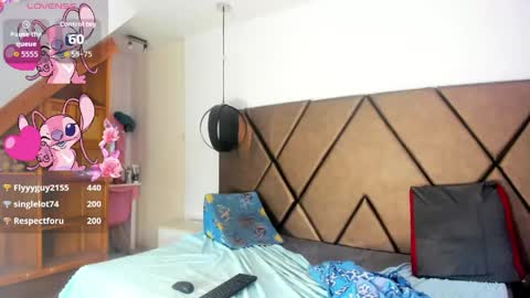 Snapshot of penelopeguzman__ chatting on June 3, 6:13 pm Sweet Penelope online show from June 3, 6:13 pm