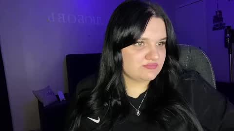 penny_perry online show from April 18, 7:58 pm
