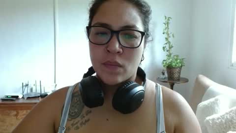 Snapshot of pepitt45 chatting on May 25, 2:12 pm Megan online show from May 25, 2:12 pm