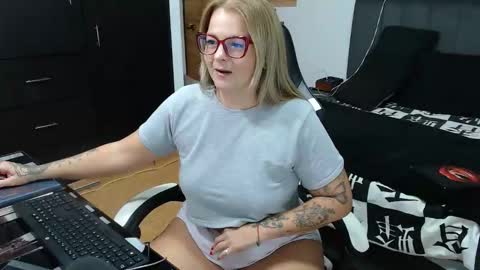 goloza online show from April 19, 4:56 am