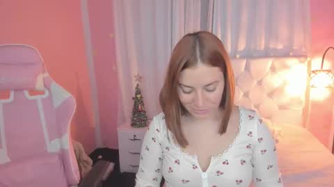 Marie online show from December 5, 9:51 am