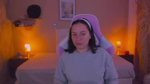 Marie online show from April 16, 11:55 am