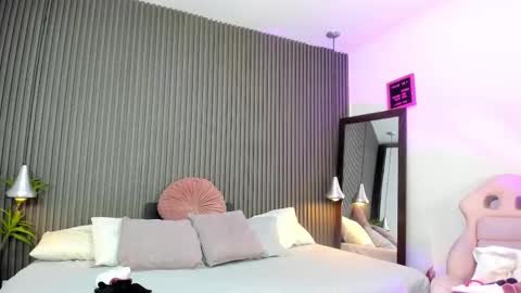 Lizza online show from February 25, 11:42 am