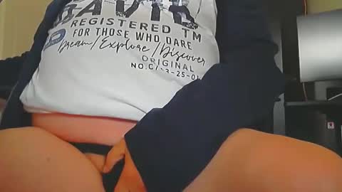 pete6661 online show from September 10, 8:47 am