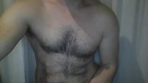 Snapshot of peter_7776 chatting on July 4, 10:10 am peter online show from July 4, 10:10 am