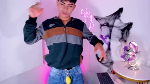 Peter online show from October 22, 7:57 pm