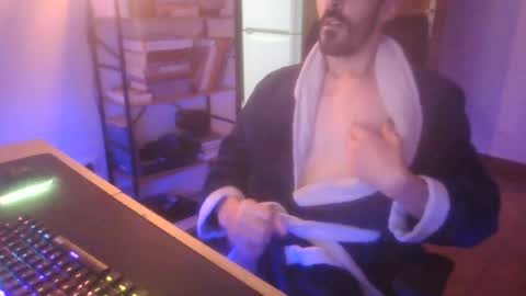 peter_coat online show from July 18, 10:46 pm