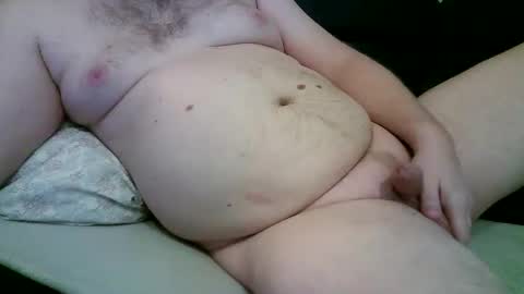 Snapshot of peterf83 chatting on April 5, 8:39 pm peterf83 online show from April 5, 8:39 pm