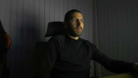 Snapshot of petitcoquin91 chatting on February 6, 8:23 pm Paco online show from February 6, 8:23 pm