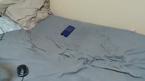 petite_bunni online show from June 5, 6:52 am