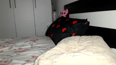 petite_danielle online show from July 30, 7:24 pm